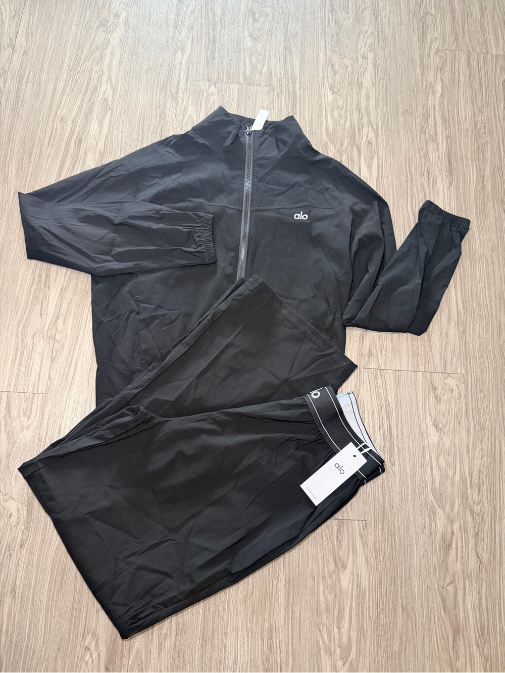 ALO Yoga Black Zip Front Track Jacket and Joggers Set - Picture 2 of 6